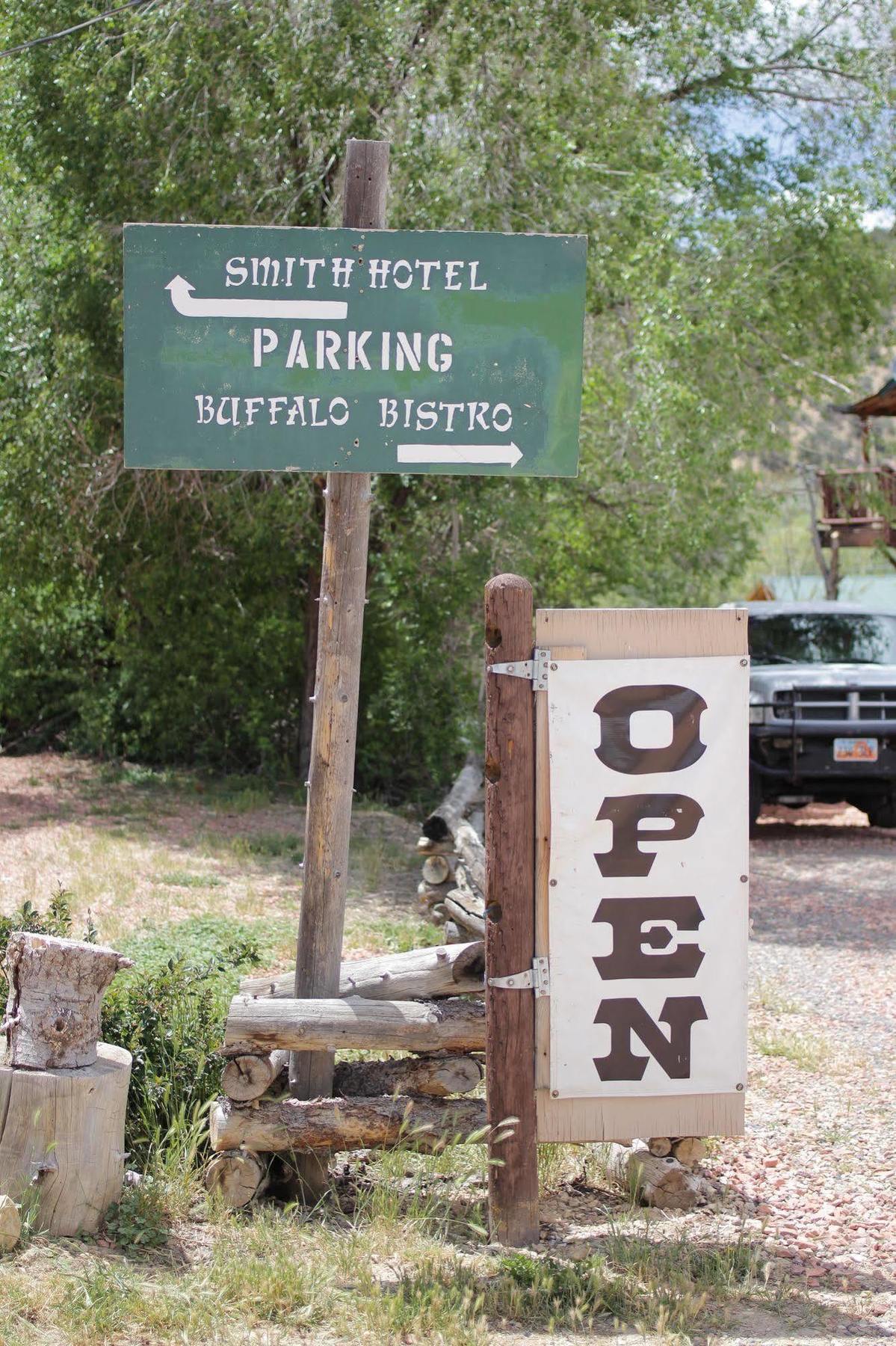 Historic Smith Hotel B&B Glendale Extérieur photo
