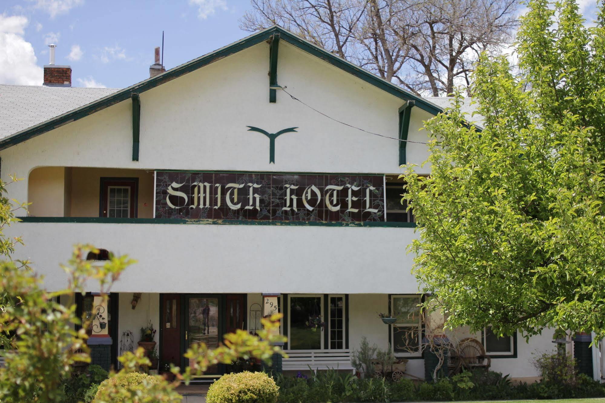 Historic Smith Hotel B&B Glendale Extérieur photo